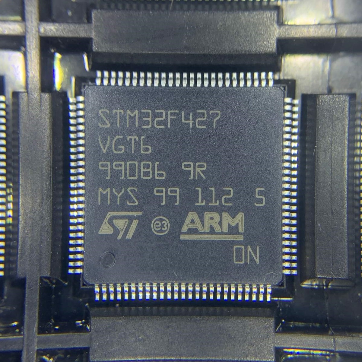 STM32F427VGT6